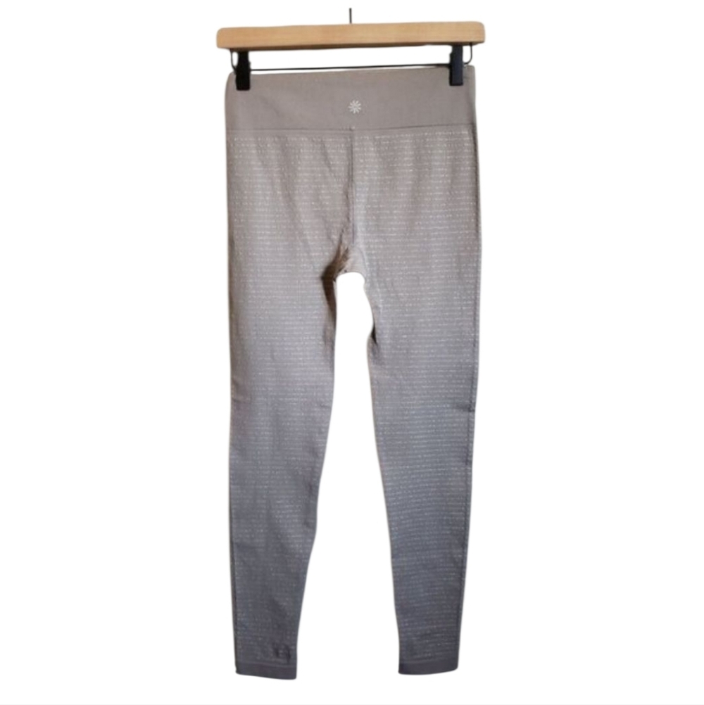 😁Athleta Shimmer Striped Tight Leggings Metallic Silver Neutral Taupe Size Sm